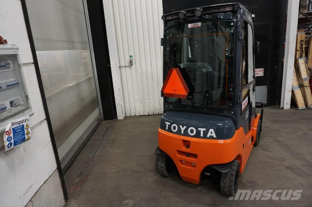 Toyota 8FBMK20T Carretillas de horquilla eléctrica