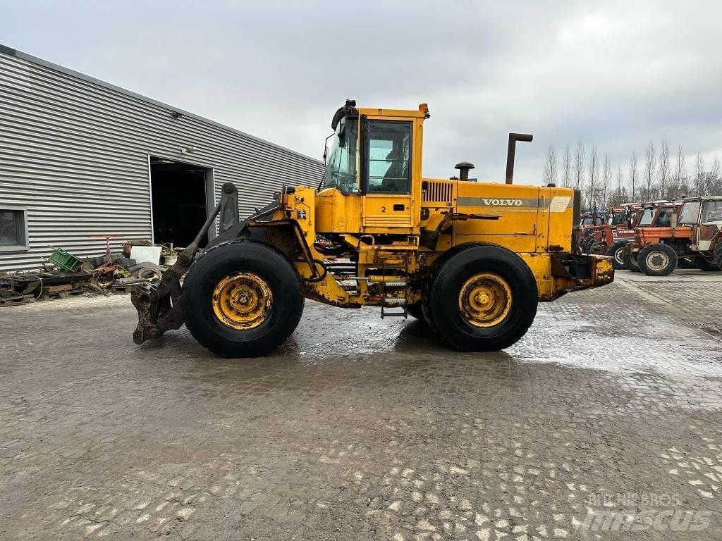 Volvo L120C Cargadoras sobre ruedas