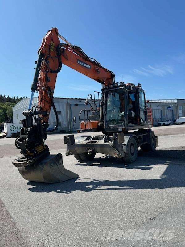 Doosan DX 160 w-5 Excavadoras de ruedas