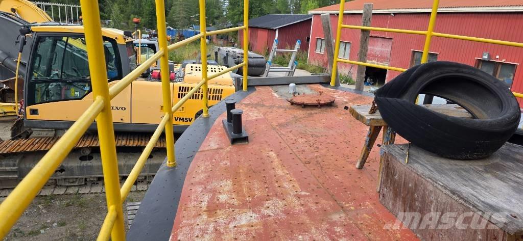  Monni Hinaaja Barcos / barcazas de carga