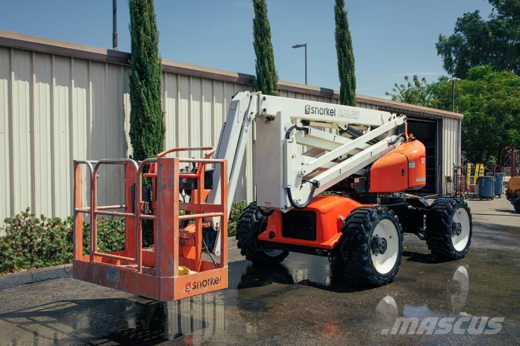 Snorkel A 46 J RT Plataformas con brazo de elevación manual
