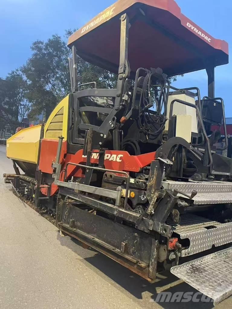Dynapac sd2550 Asfaltadoras