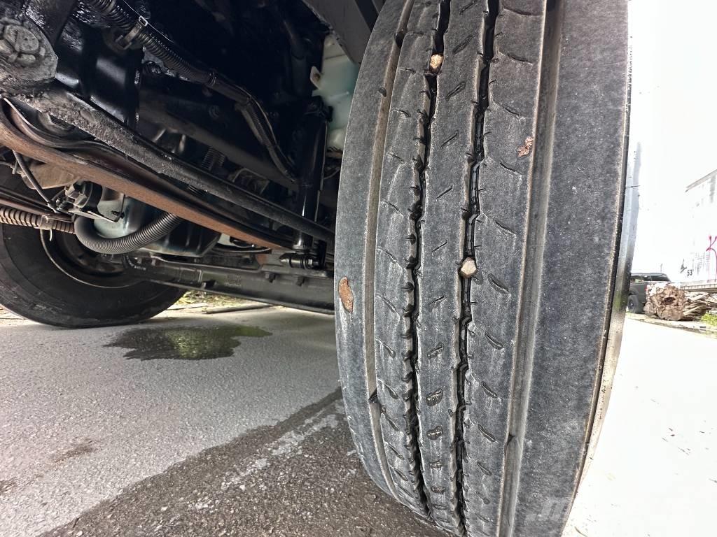 International 4300 Camiones cisternas