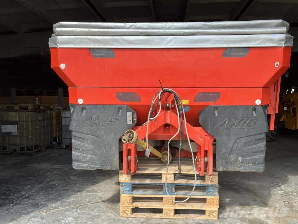 Kuhn 40.1W Esparcidoras de minerales