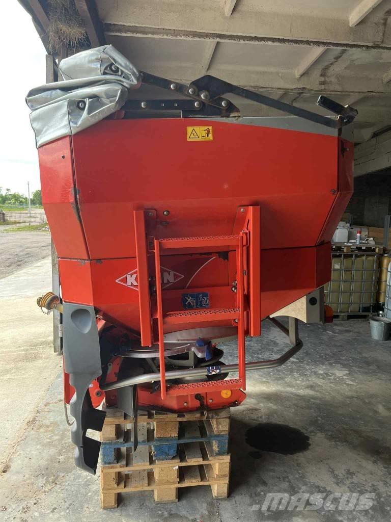 Kuhn 40.1W Esparcidoras de minerales