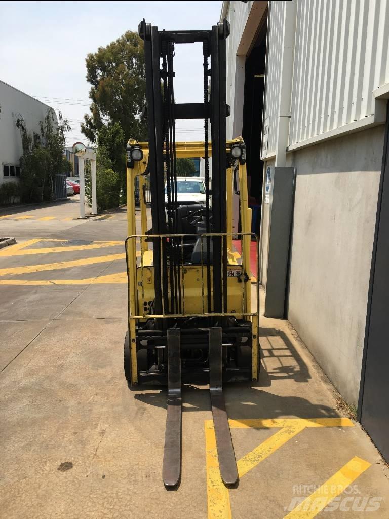 Hyster J1.8XNT Carretillas de horquilla eléctrica