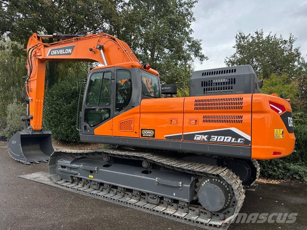 Develon DX 300 LC-7M Excavadoras sobre orugas