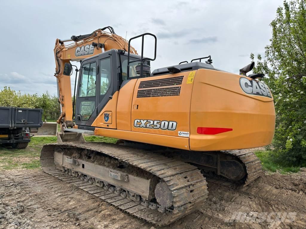 CASE CX 250 D Excavadoras sobre orugas