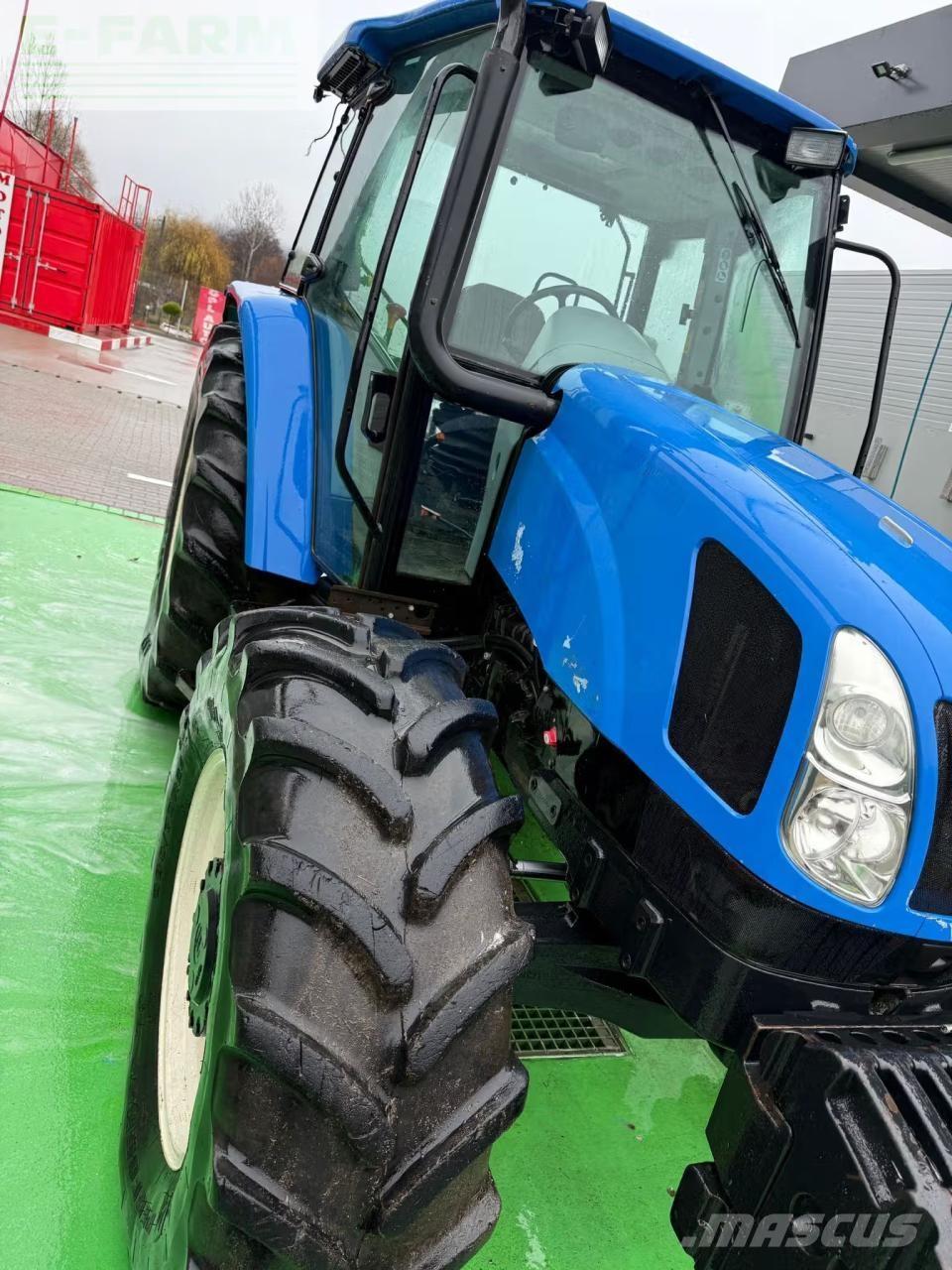 New Holland T5060 Tractores