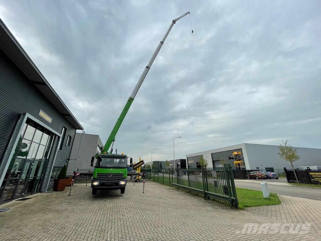 Böcker AK 44/4000 Grúas todo terreno