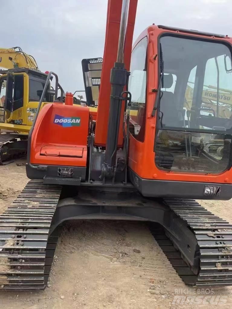 Doosan DX 80 Excavadoras 7t - 12t