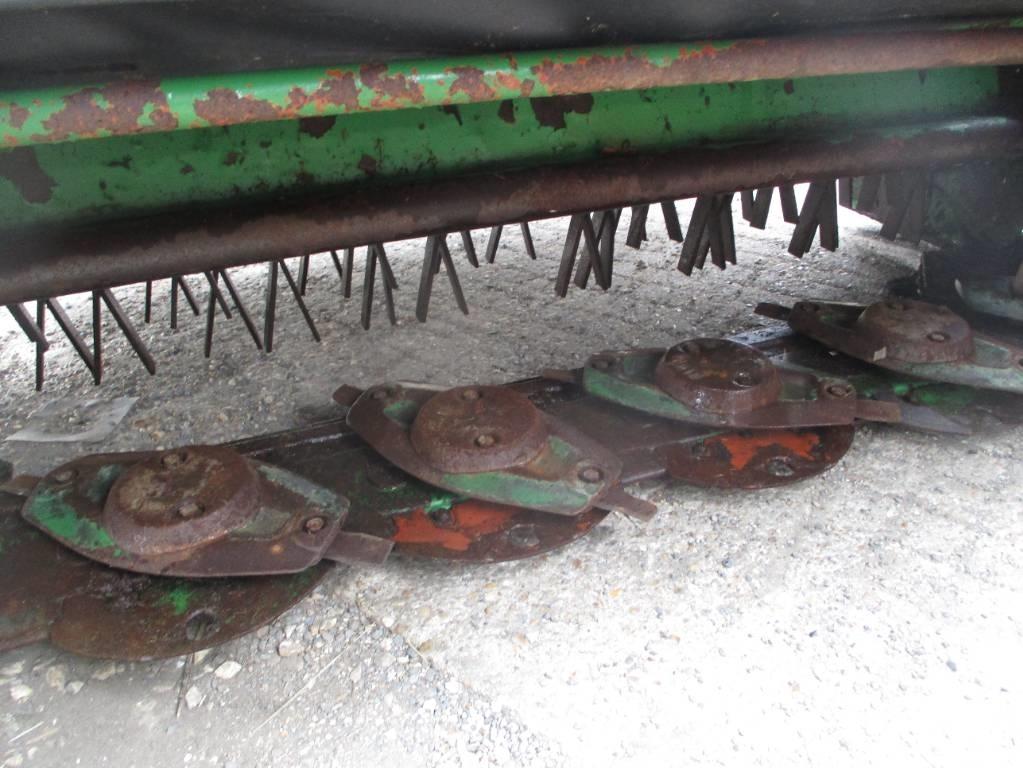 John Deere 324 A Segadoras acondicionadoras