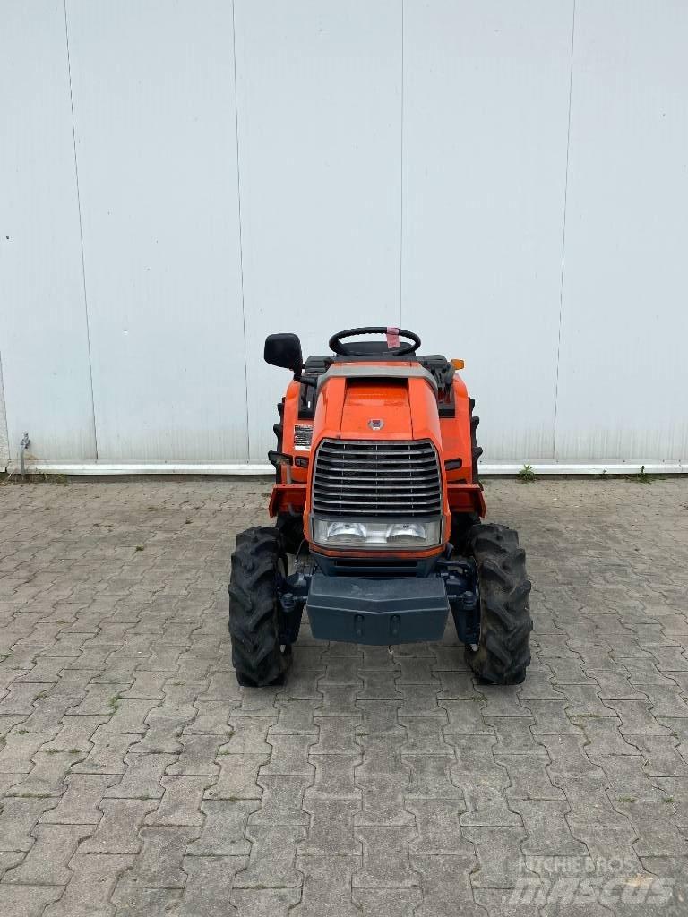 Kubota Aste A17 Tractores compactos