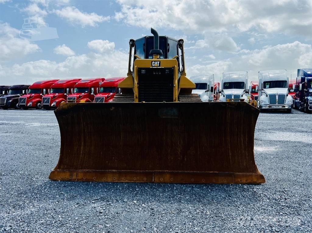 CAT D 6 N XL Buldozer sobre oruga
