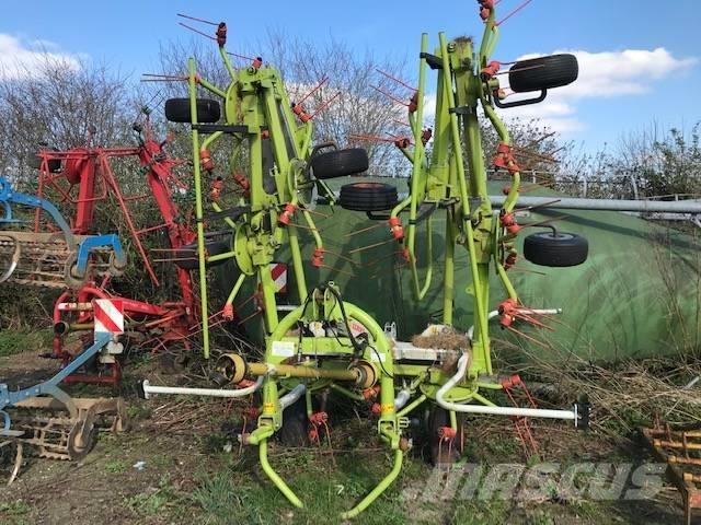 CLAAS Volto 900 Rastrilladoras y rastrilladoras giratorias