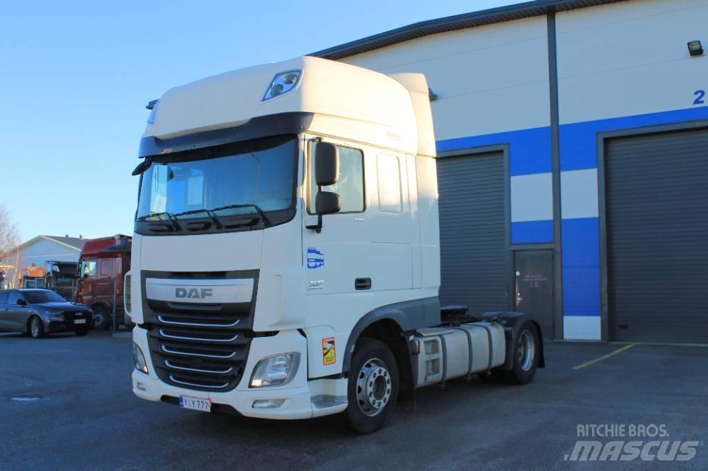 DAF XF 440 Camiones tractor