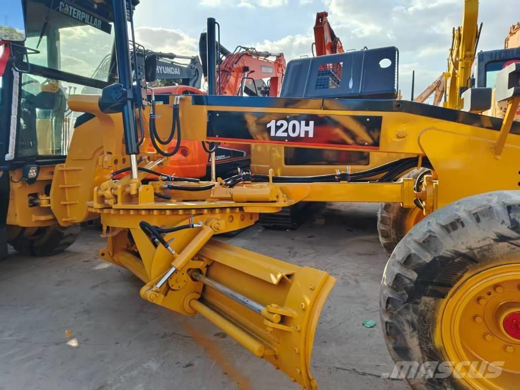CAT 120 H Niveladoras