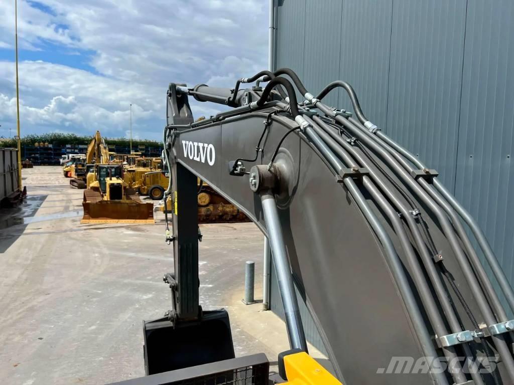 Volvo EC210 Excavadoras sobre orugas