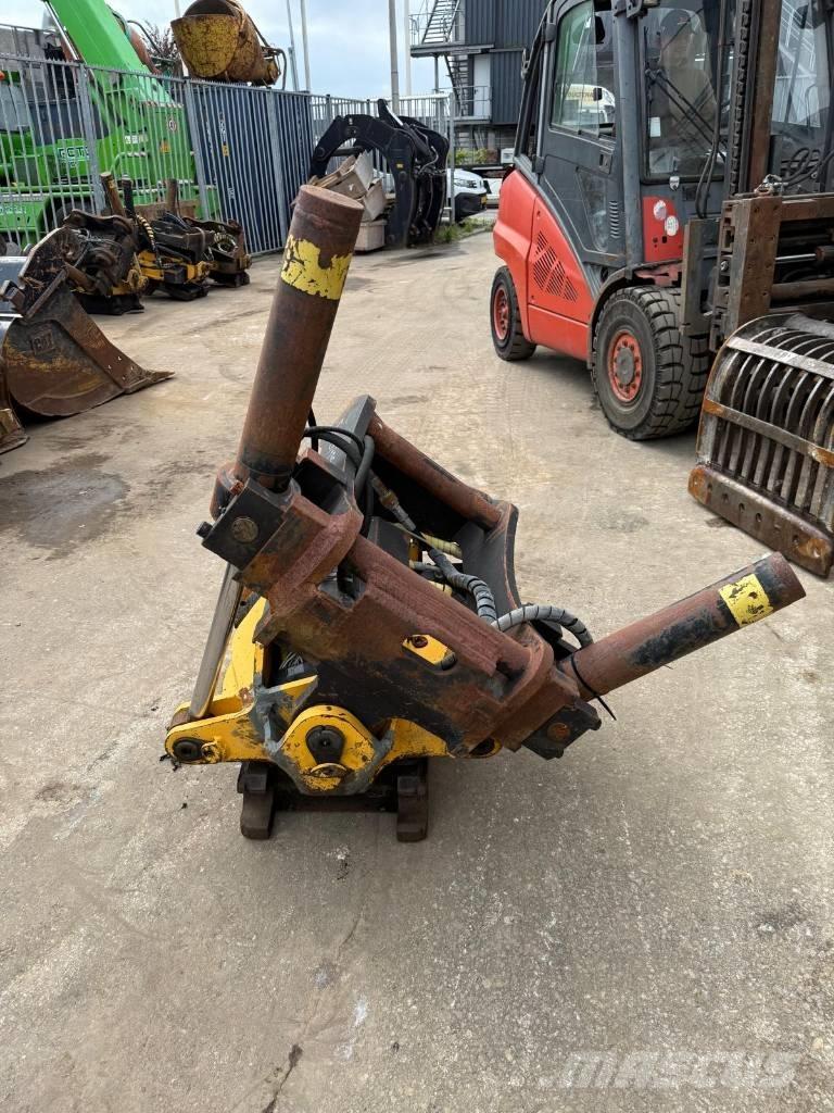 Engcon EC 30 Volteadoras