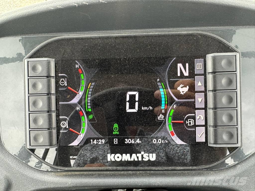 Komatsu WA 100 Cargadoras sobre ruedas