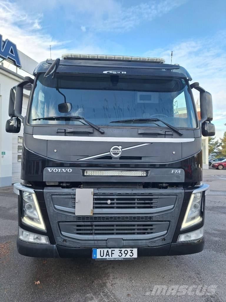 Volvo FM  6x2 Camiones grúa
