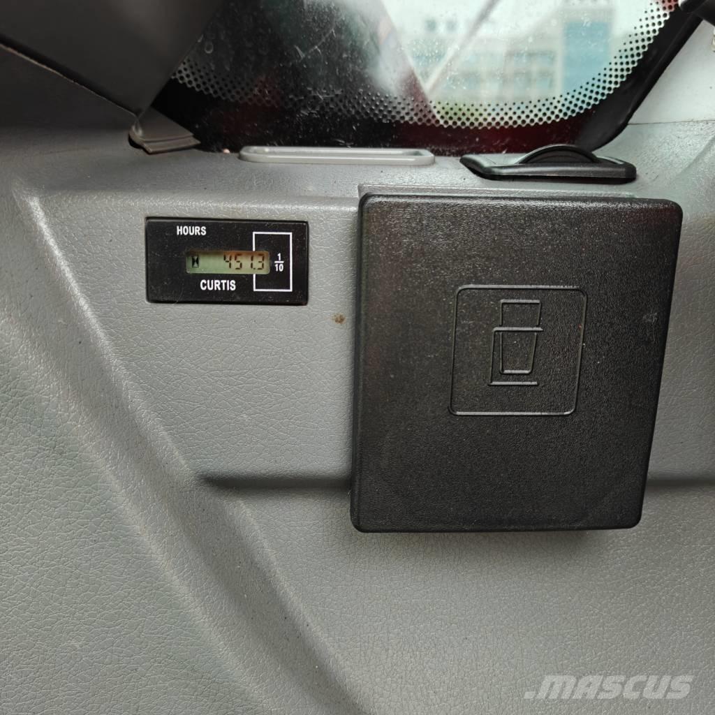 Doosan DX 225 LCA Excavadoras sobre orugas