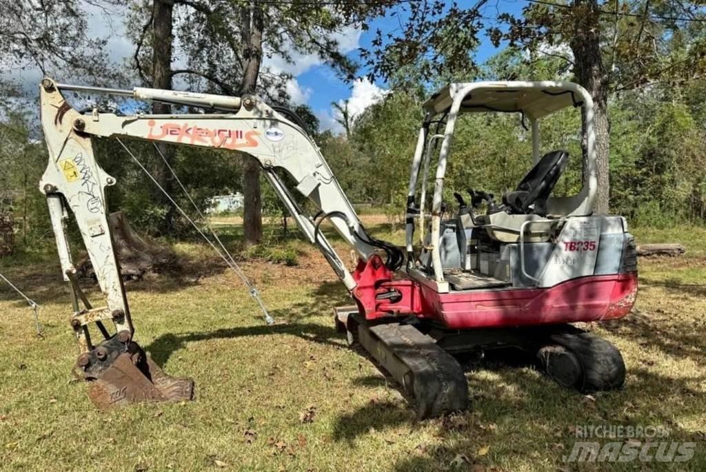 TAKEUCHI TB235 Excavadoras sobre orugas