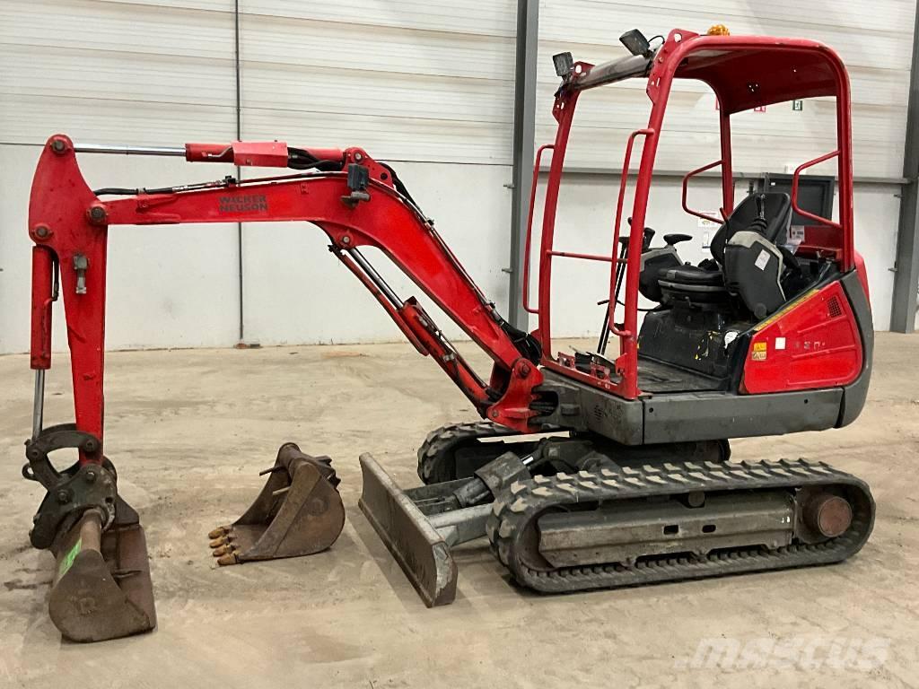 Neuson ET 24 Miniexcavadoras