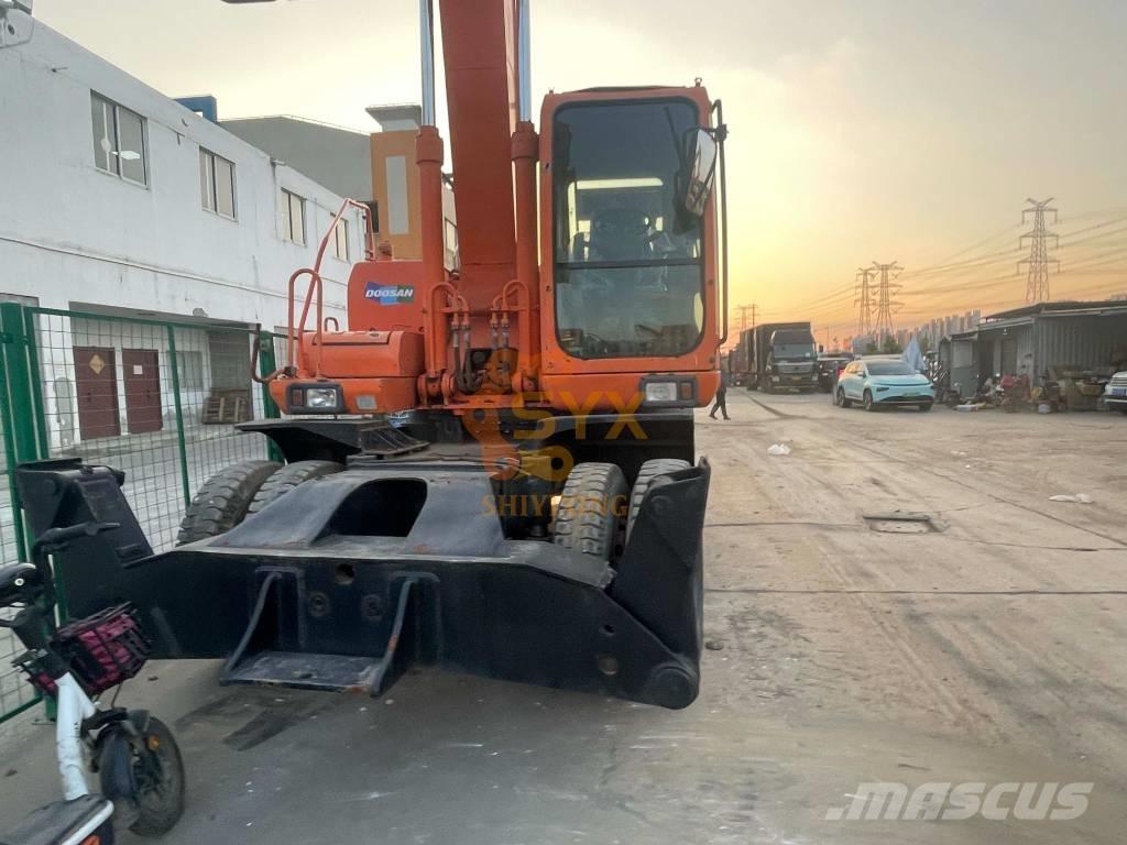 Doosan DH210W-7 Excavadoras de ruedas