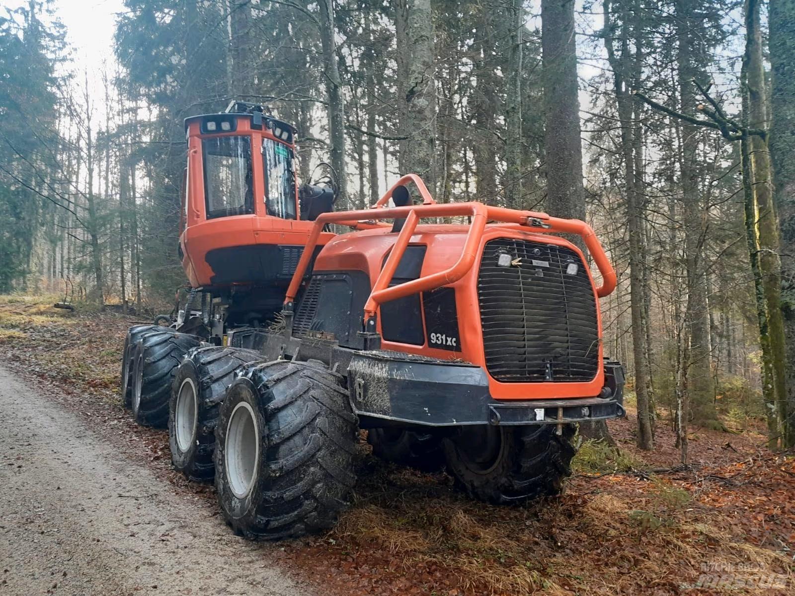 Komatsu 931 XC Cosechadoras