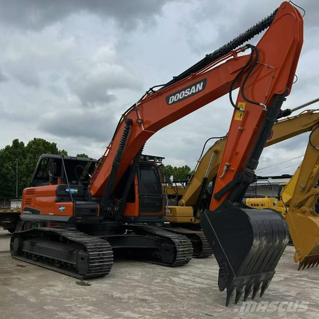 Doosan 225LC-9 Excavadoras sobre orugas