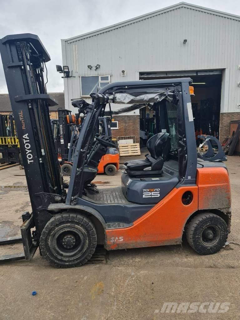 Toyota 02-8 FGF 25 Camiones LPG