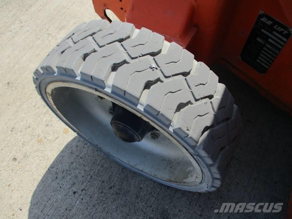 JLG E400 AJPN (687) Plataforma elevadora autopropulsada