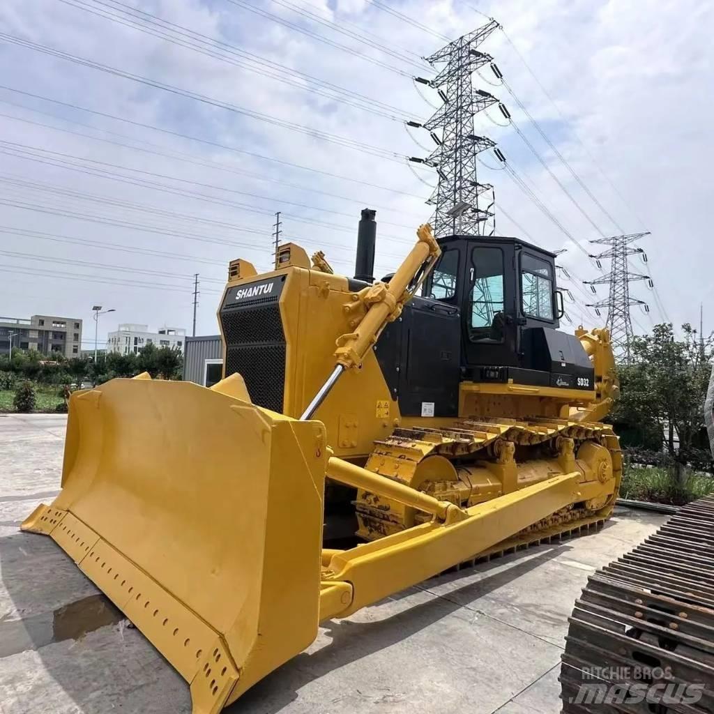 Shantui SD 32 Buldozer sobre oruga