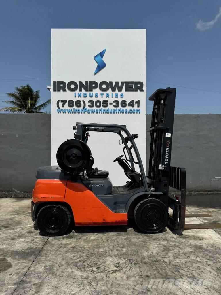 Toyota 8 FD 40 U Montacargas - otros