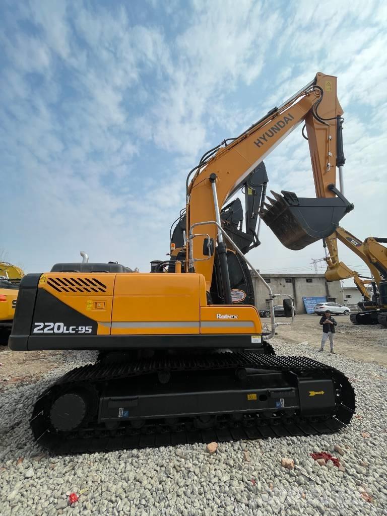 Hyundai R 220-9 S Excavadoras sobre orugas