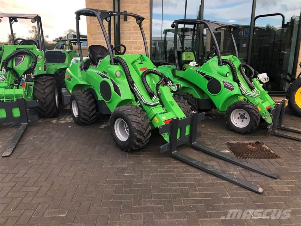 Avant 735 Cargadoras sobre ruedas