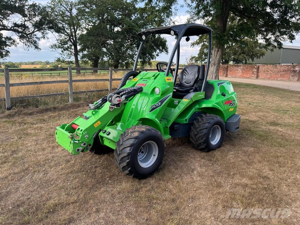 Avant 755I Cargadoras sobre ruedas
