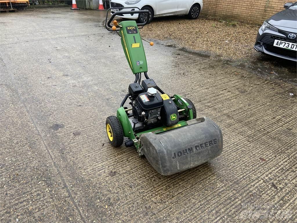 John Deere 220C Otra maquinaria agrícola