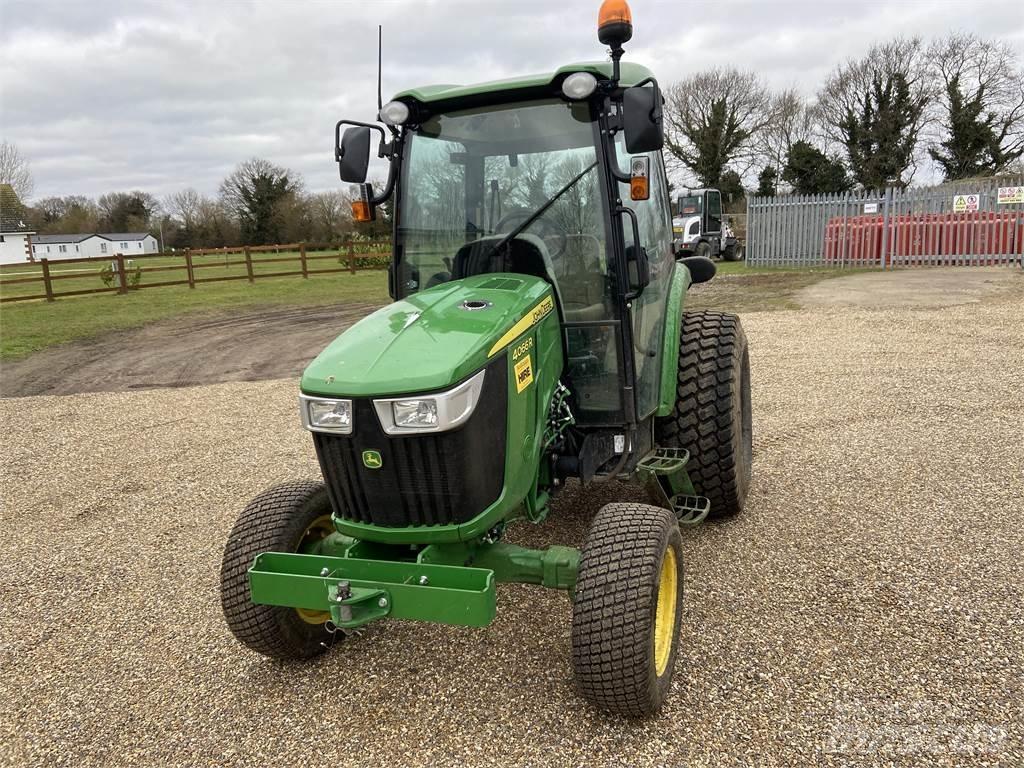 John Deere 4066R Tractores compactos