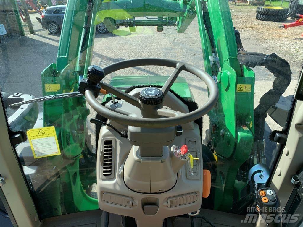 John Deere 6120M Tractores