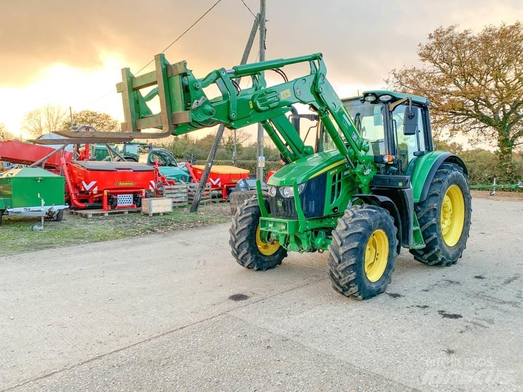 John Deere 6120M Tractores