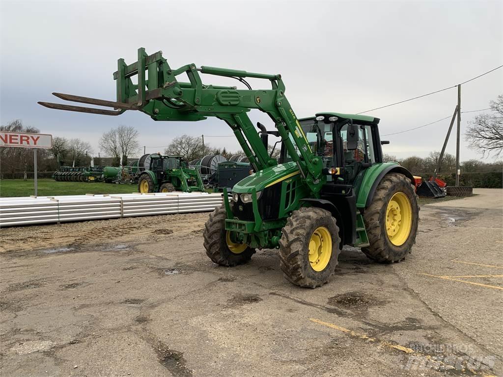 John Deere 6120M Tractores