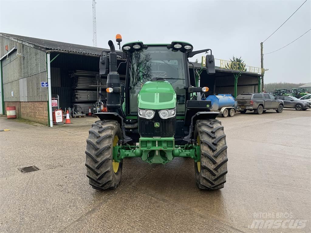 John Deere 6120M Tractores