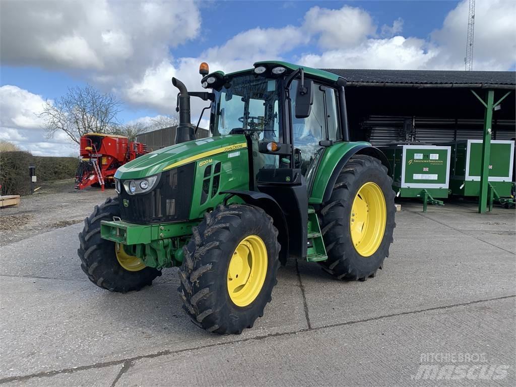 John Deere 6120M Tractores