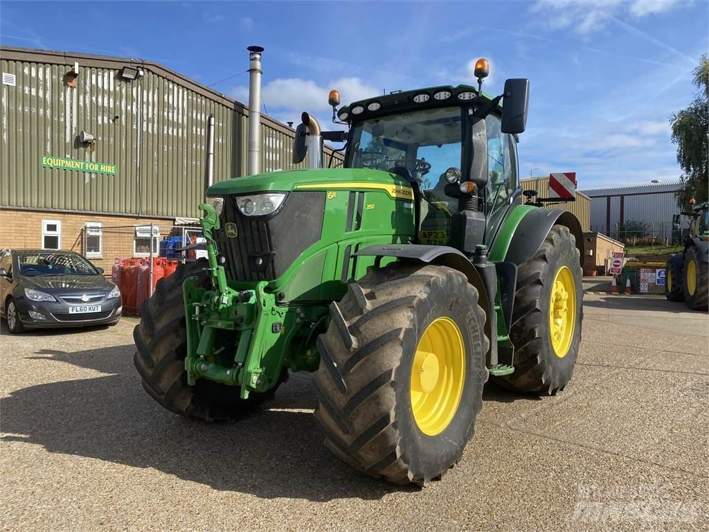 John Deere 6R250 Tractores