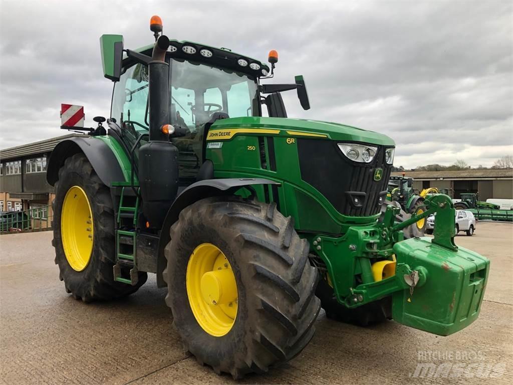 John Deere 6R250 Otra maquinaria agrícola