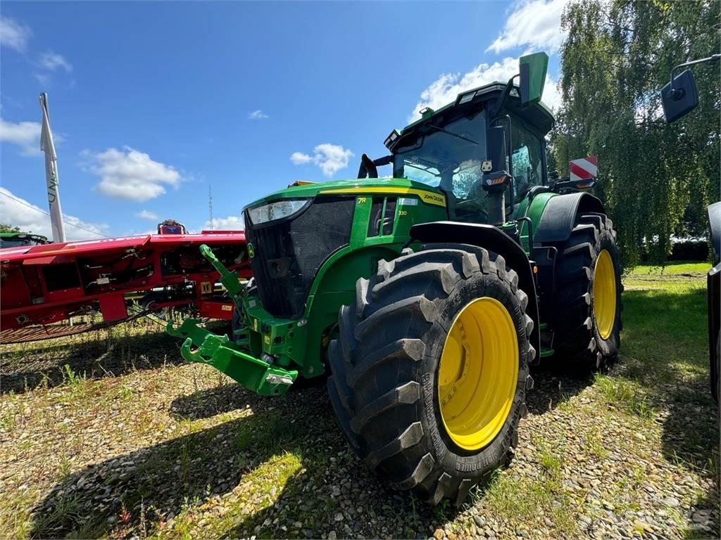 John Deere 7R330 Tractores