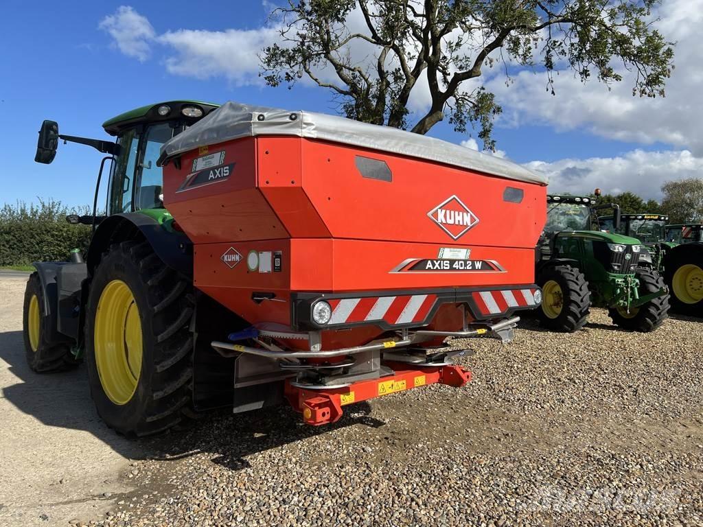 Kuhn 40.2W Esparcidoras de minerales