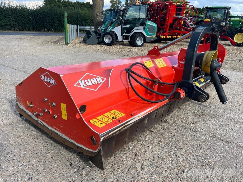 Kuhn BP28 Segadoras y cortadoras de hojas para pasto